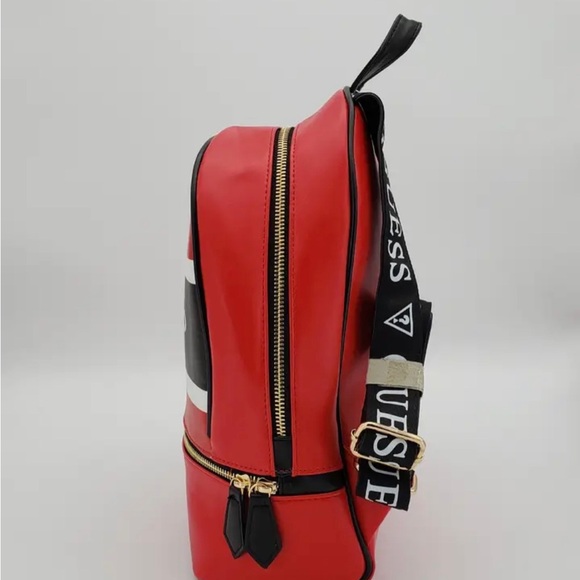 Guess backpack - Picture 4 of 4